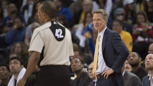 Steve Kerr, menentang "Muslim Ban". (Foto: Kyle Terada/Reuters)