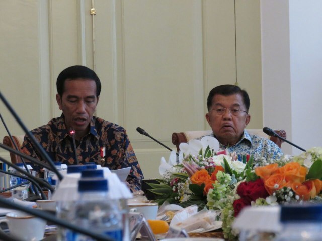 Jokowi dan JK di rapat terbatas (Foto: Yudhistira Amran Saleh/kumparan)