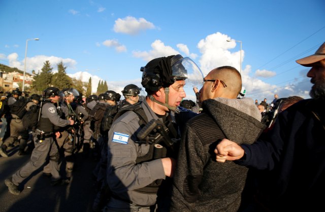 Polisi Israel (Foto: Reuters/Ammar Awad)