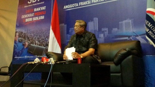 SBY dalam preskon kasus Ahok. (Foto: Aprilandika Hendra/kumparan)