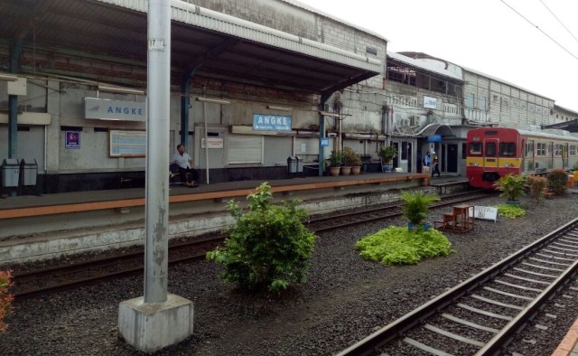 Stasiun Angke. Foto: Novan Nurul Alam/kumparan