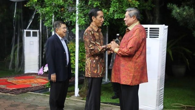 Joko Widodo dan Susilo Bambang Yudhoyono (Foto: Dok. Facebook Susilo Bambang Yudhoyono)