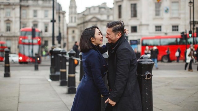 Pasangan Gading-Gisel Liburan Berdua ke London. (Foto: Instagram @gisel_la)