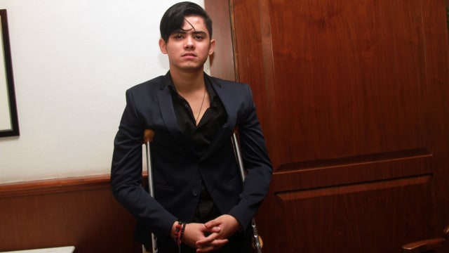 Aliando menghadiri premiere film 'Pertaruhan' (Foto: Munady)