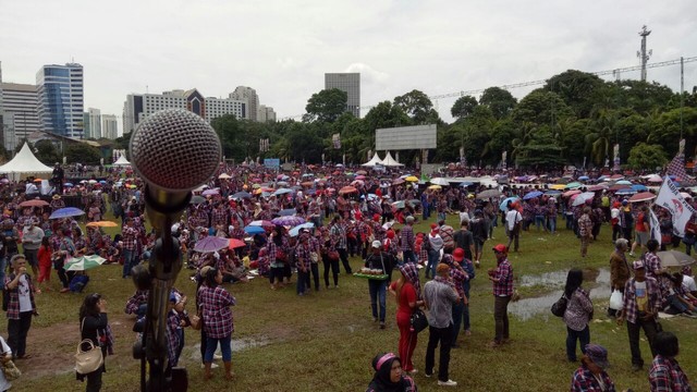 Para pendukung berkumpul. (Foto: Amanaturrosyidah/kumparan)