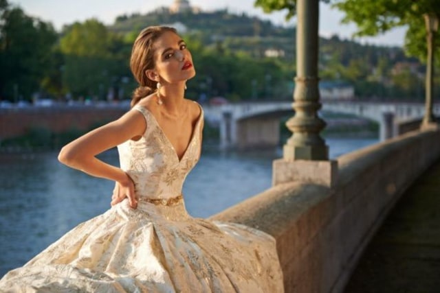 Coloured wedding dress (Foto: Stephanie Allin)