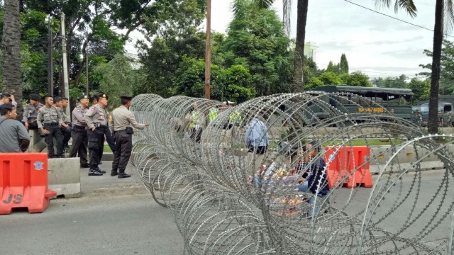 Pengamanan disekitar lokasi sidang Ahok. (Foto: Aprilandika Pratama/kumparan)
