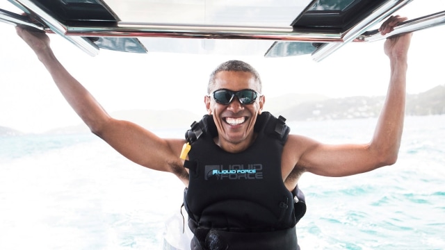 Gaya Obama menikmati liburan di Pulau Virgin (Foto: Jack Brockway/Virgin )