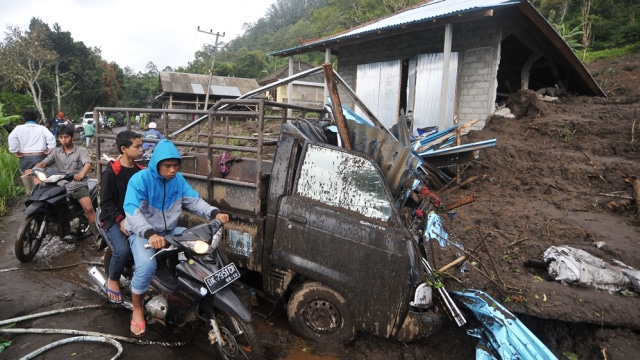 Rumah yang tersapu tanah longsor di Kintamani. (Foto: Antara/Nyoman Budhiana)