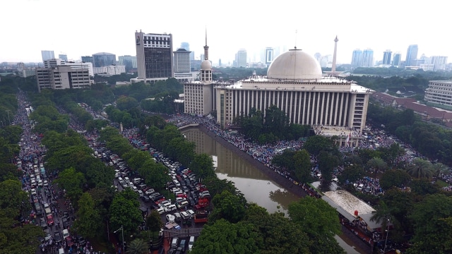 Aksi 112 di Masjid Istiqlal, Jakarta. (Foto: Wahyu Putro/Antara)