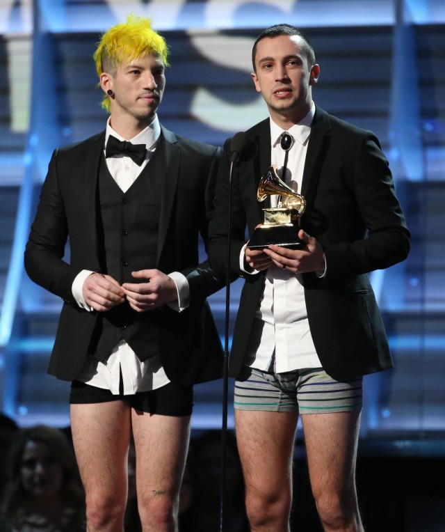 Twenty One Pilots meraih penghargaan Grammy. Foto: Lucy Nicholson/Reuters