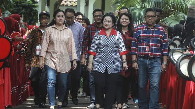 Megawati dan Puan datangi TPS (Foto: Muhammad Adimaja/antara)