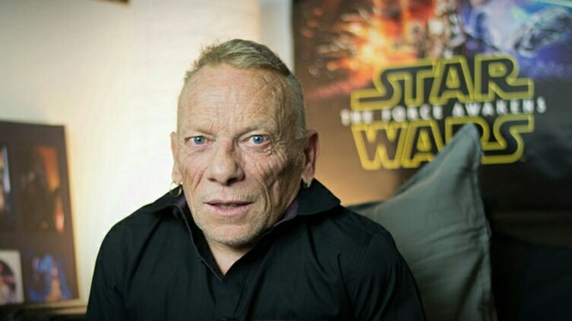 Jimmy Vee, pemeran R2-D2 yang baru. (Foto: Twitter Oh So Small)