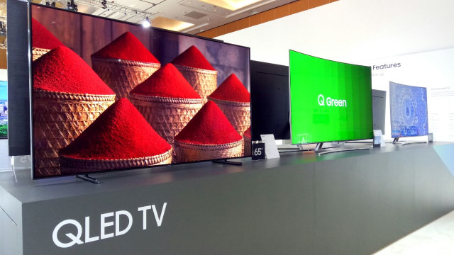 TV Samsung berteknologi layar QLED. (Foto: Aditya Panji/kumparan)