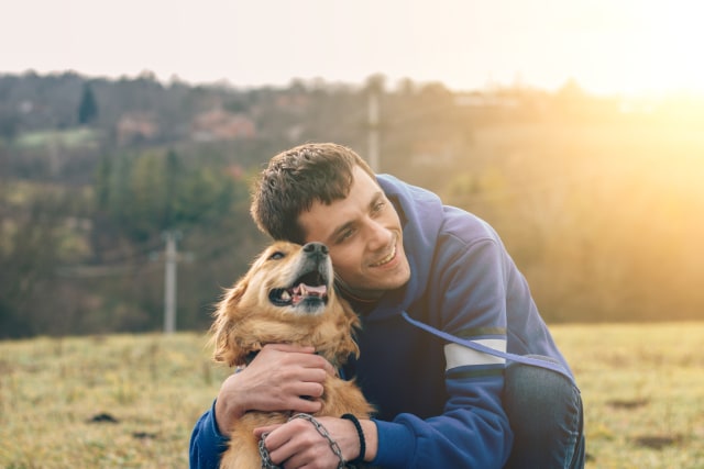 Pria pemilik anjing dinilai lebih seksi. (Foto: Thinkstockphotos)