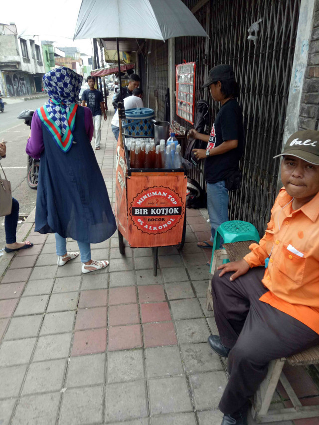 Ngebir Halal di China Town Bogor