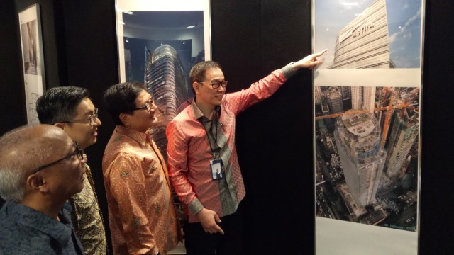 Topping off Menara Astra dan Anandamaya Residences (Foto: Novan Nurul/kumparan)