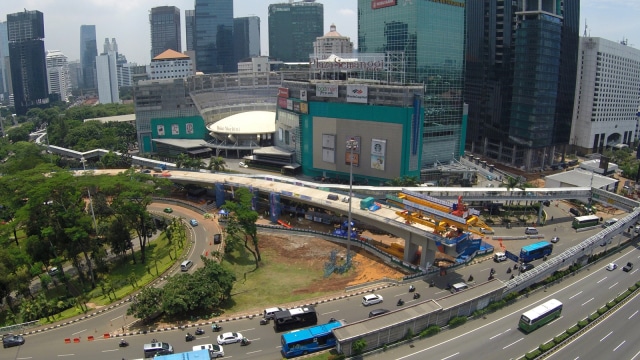 Simpang susun Semanggi di Jakarta Selatan. (Foto: Aditia Noviansyah/kumparan)