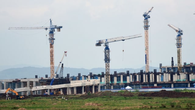 Pembangunan Bandara Kertajati  (Foto: Akbar Nugroho Gumay/Antara)