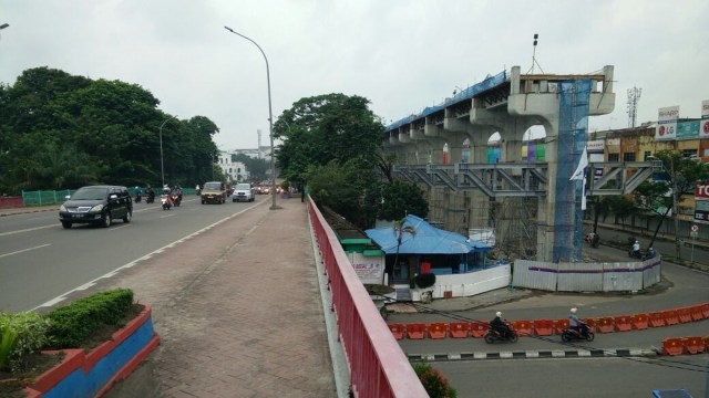 Kondisi Pembangunan LRT Palembang (Foto: Dok. Djoko Setijowarno)