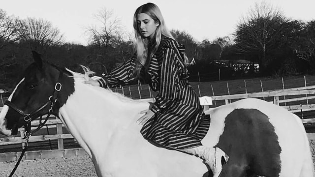 Anais Gallagher (Foto: Instagram @gallagher_anais)