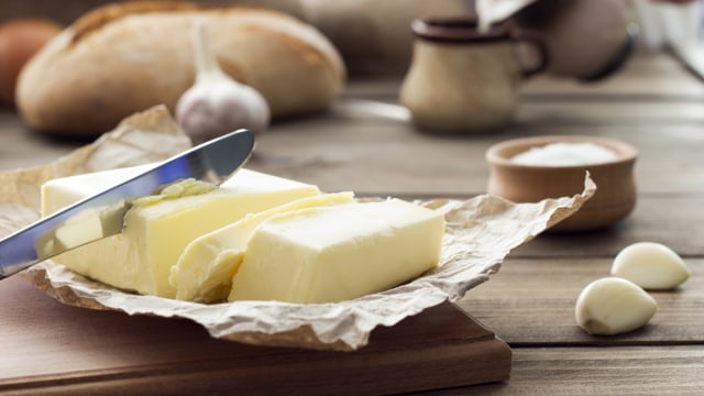 Pilih margarin yang tidak mengandung lemak trans. (Foto: Thinkstock)