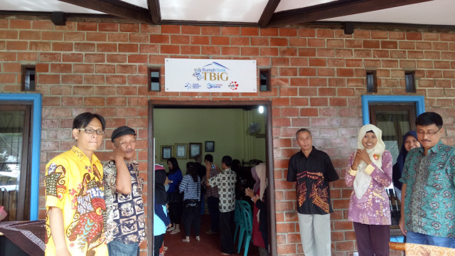 Selamat datang di rumah batik TGiB (Foto: Amanaturrosyidah/kumparan)