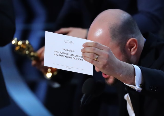 Oscar salah umumkan pemenang Best Picture. (Foto: Reuters)