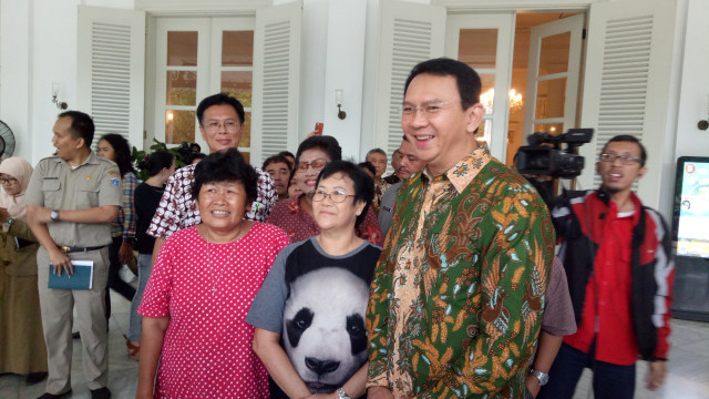 Ahok mampir ke balaikota sebelum datang sidang. (Foto: Aria Pradana/kumparan)