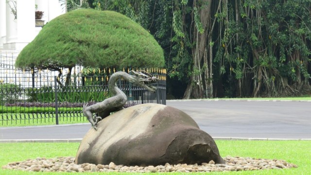 Patung di Istana Bogor (Foto: Yudhistira Amran Saleh/kumparan)