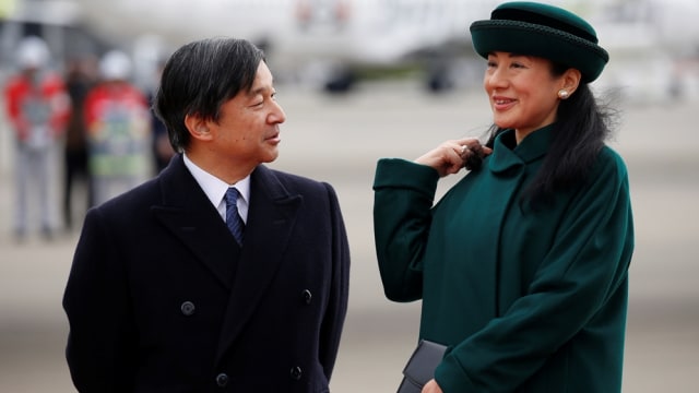 Pangeran Naruhito dan istrinya. (Foto: Reuters/Issei Kato)