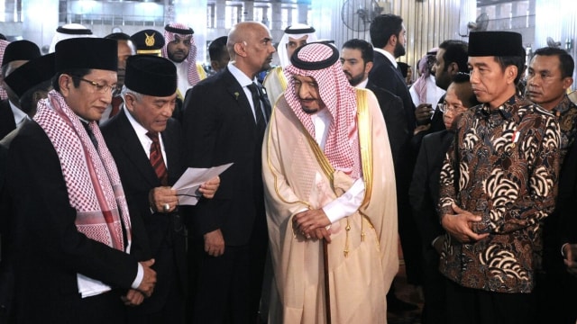 Raja Salman dan Jokowi di Masjid Istiqlal. (Foto: Biro Pers Istana)