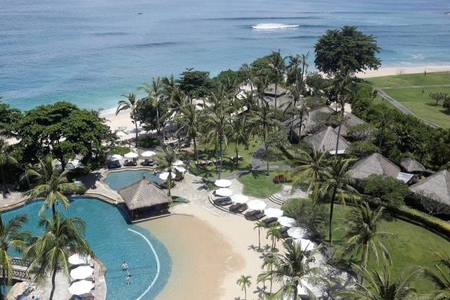 Pemandangan hotel mewah yang ada di Bali. Foto: Reuters/Nyimas Laula