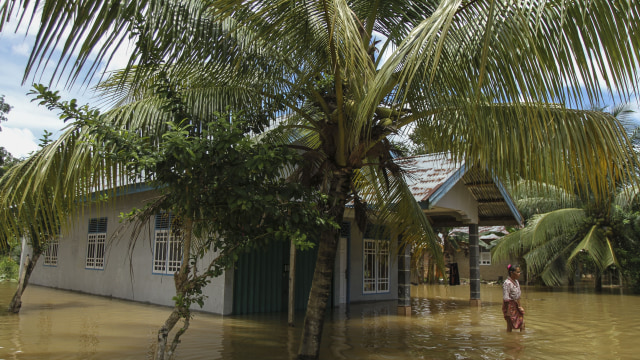 Banjir di Kampar (Foto: Rony Muharrman/ANTARA)