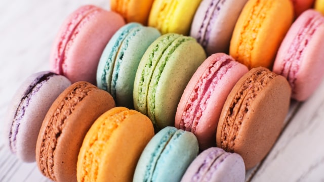 Macaron dengan warna yang menggoda (Foto: Thinkstock)