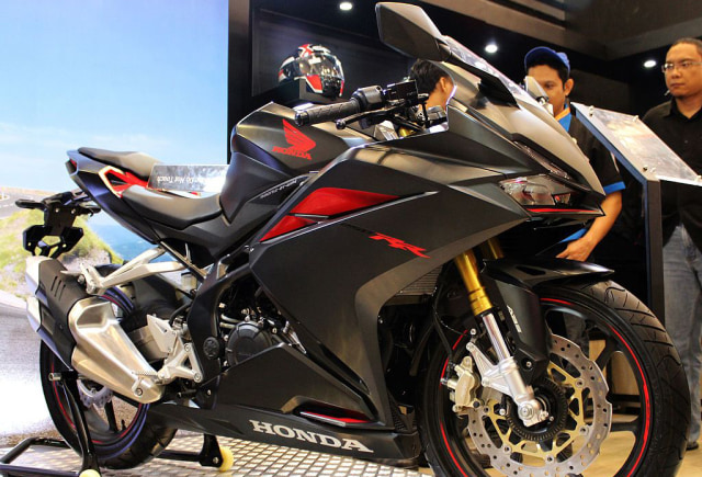 Bekal Kawasaki Ninja 250 Baru untuk Lawan Honda CBR250RR (19521)