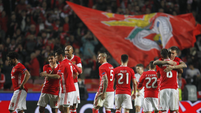 Benfica belum menang di fase grup Liga Champions (Foto: REUTERS/Pedro Nunes)