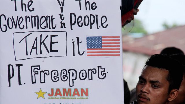 Demo menuntut nasionalisasi Freeport (Foto: Abriawan Abhe/ANTARA)