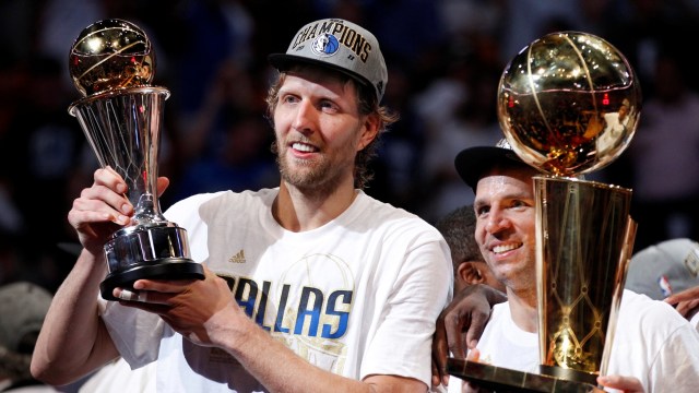 Dirk Nowitzki saat juara NBA tahun 2011. (Foto: REUTERS/Hans Deryk)