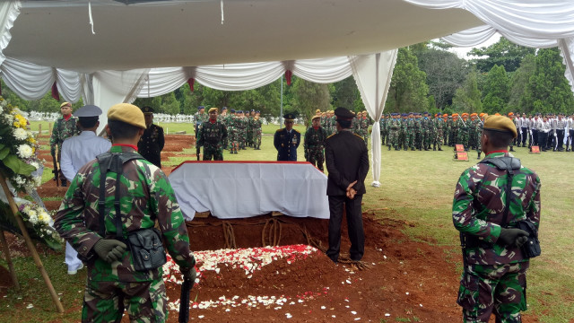 Pemakaman Letjen TNI Moh. Ma'ruf. (Foto: David Pratama/kumparan)