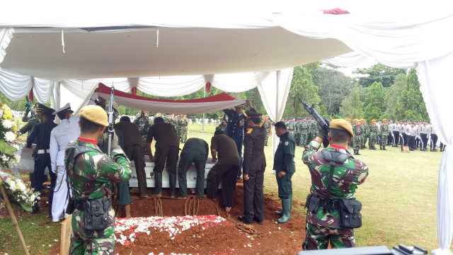 Pemakaman Letjen TNI Moh. Ma'ruf. (Foto: David Pratama/kumparan)