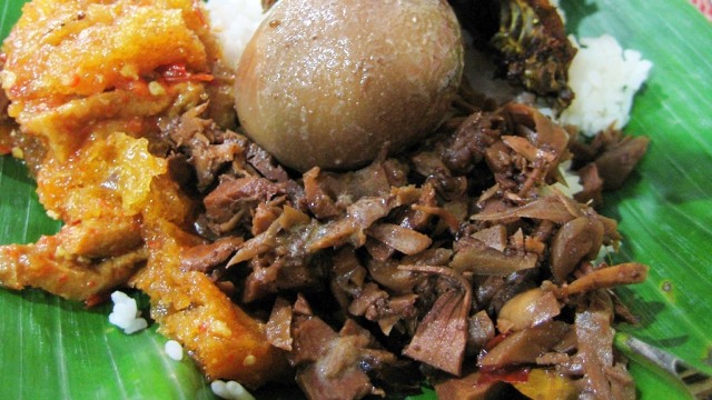 Nasi Gudeg makanan khas Yogyakarta. (Foto: Wikimedia Commmons)