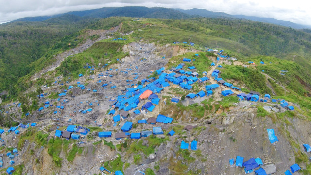 Kawasan tambang emas Gunung Botak. (Foto: Aditia Noviansyah/kumparan)