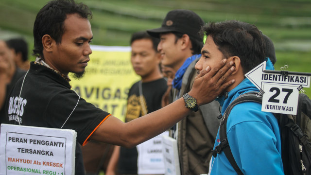 Rekonstruksi Diksar Mapala UNISI UII (Foto: ANTARA FOTO/Mohammad Ayudha)