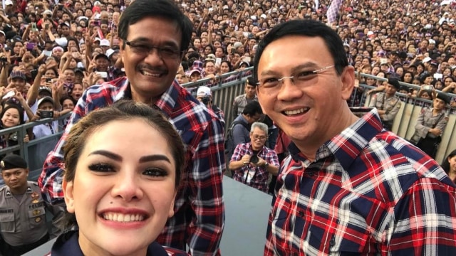 Nikita bersama Ahok dan Djarot (Foto: Instagram @nikitamirzanimawardi_17)