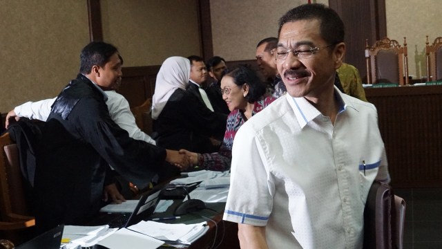 Gamawan Fauzi usai sidang kasus korupsi e-KTP. (Foto: Aditia Noviansyah/kumparan)