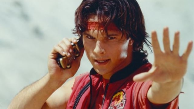 Ricardo Medina Jr saat memerankan Ranger Merah (Foto: Dokumentasi Disney)