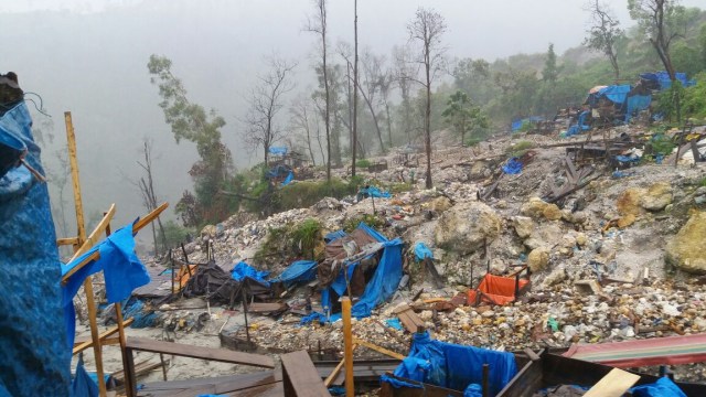 Kondisi di gunung Botak. (Foto: Dok. Kapolres Buru, AKBP Leo Simatupang)