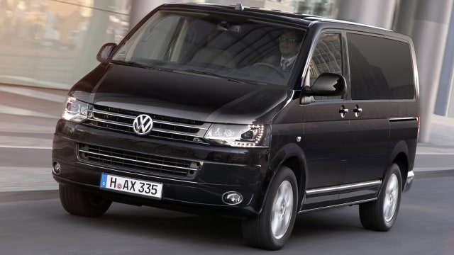 Volkswagen Caravelle (Foto: automobilesreview.com)