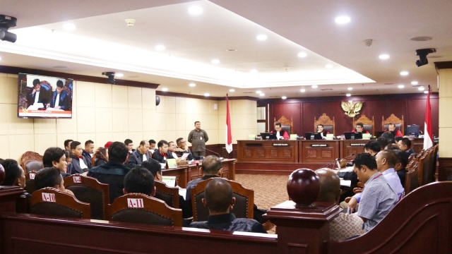 Pihak Akhyar-Salman Tak Hadiri Sidang Gugatan Pilwalkot Medan di MK (145800)
